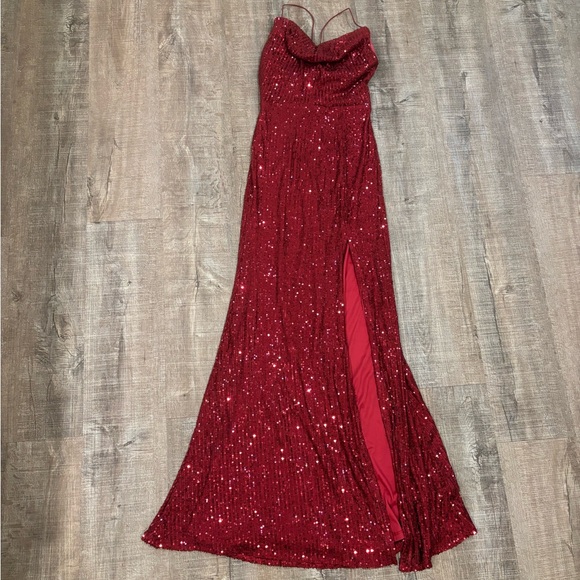 Hello Molly Sequin Prom/Winter Formal Dress Size XS - Picture 4 of 5